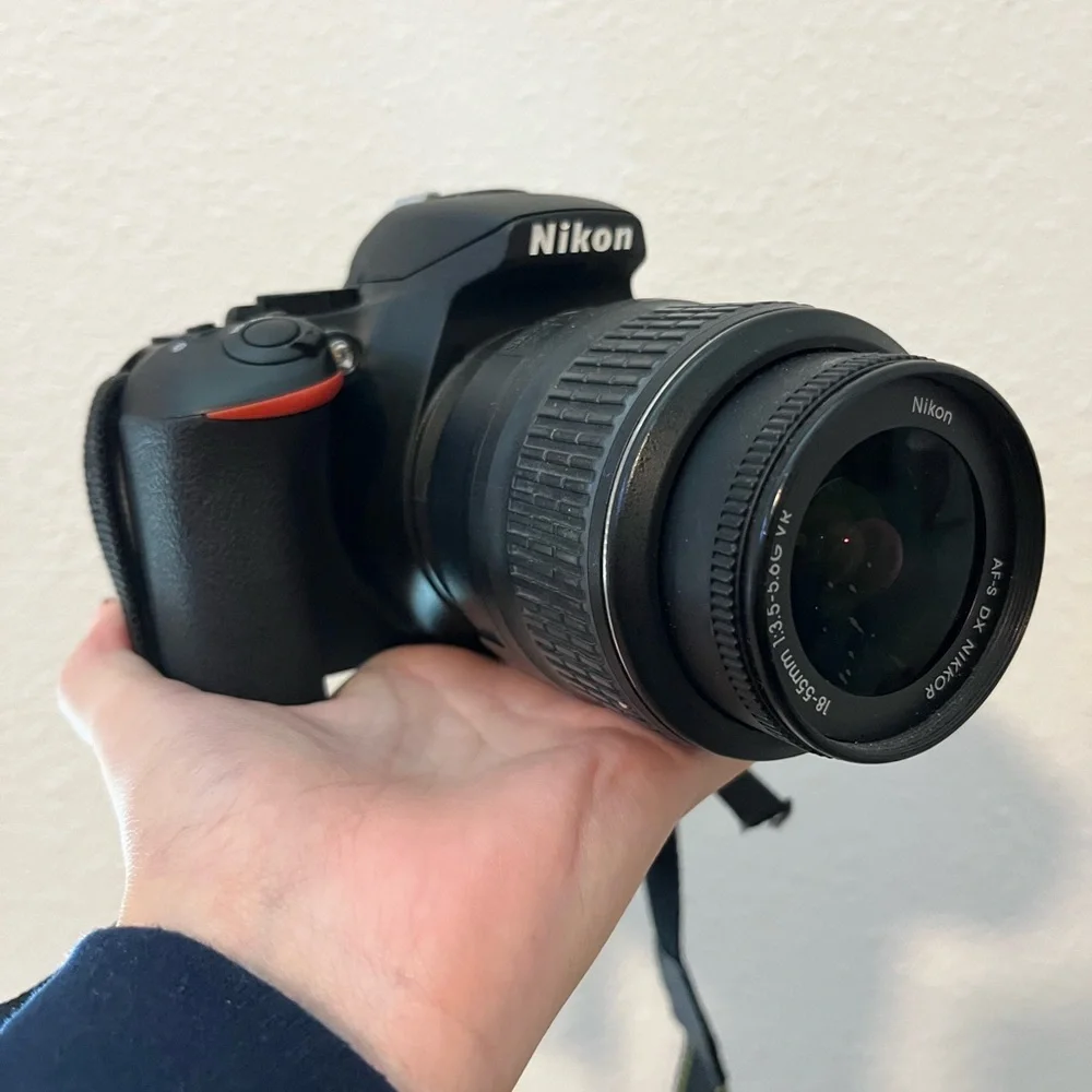 Nikon D5600 camera